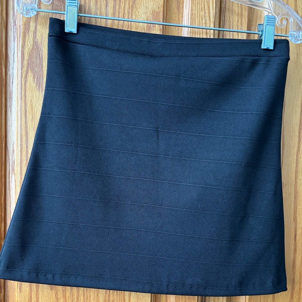 #83 Designer Black Mini Skirt NWOT Small
